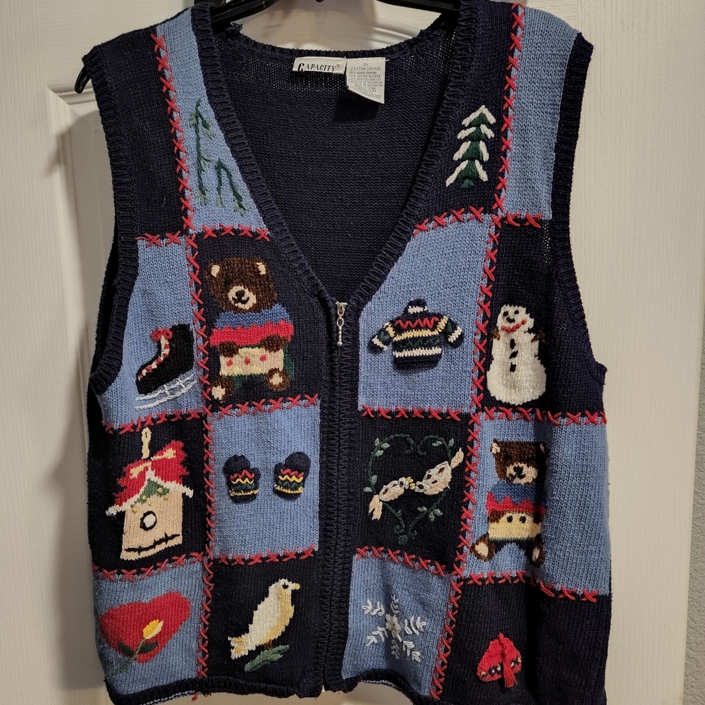 Capacity vintage women's 2x button up winter themed sweater vest/teacher vest